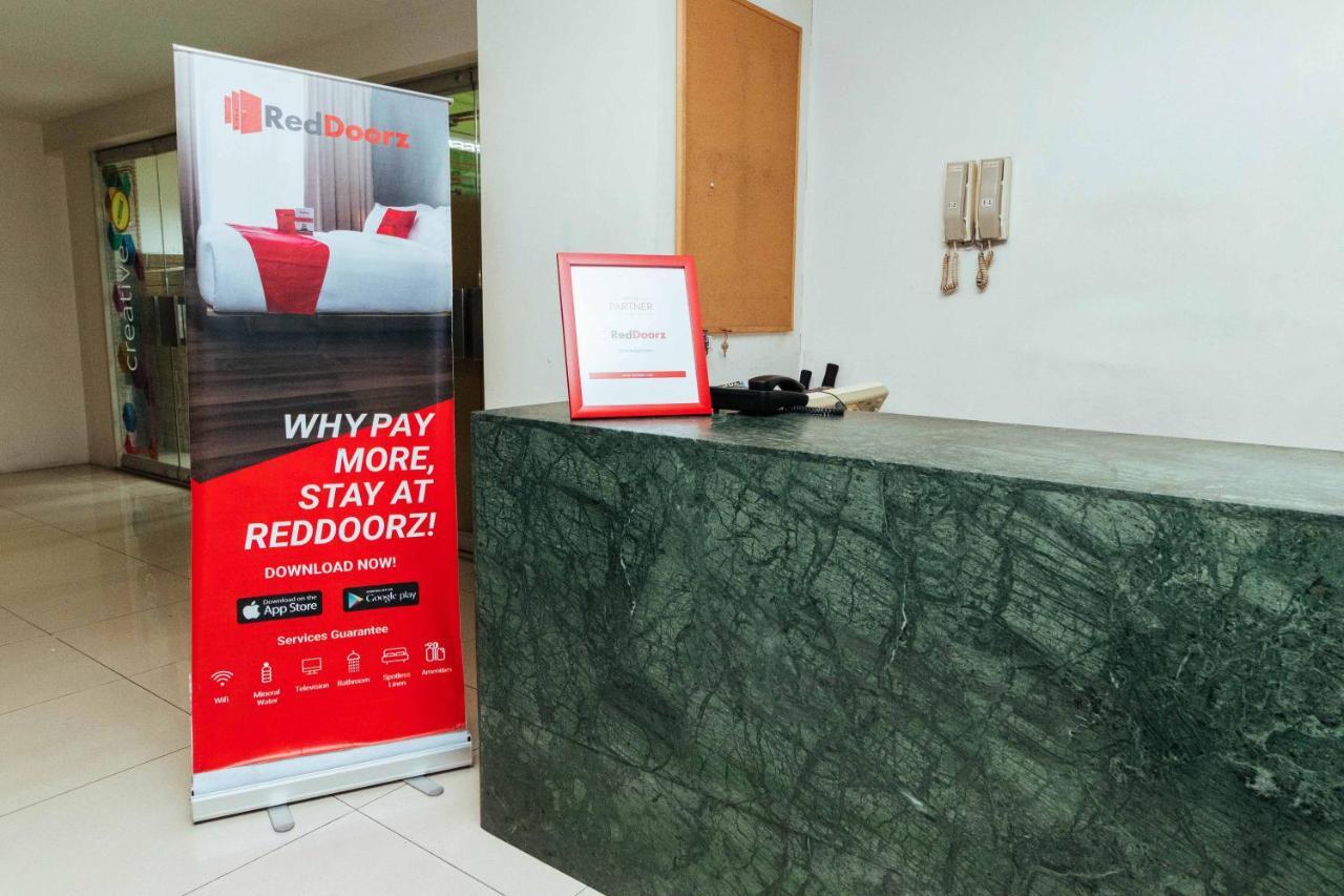 Hotel Reddoorz Near Osmena Highway 1 à Makati City Extérieur photo